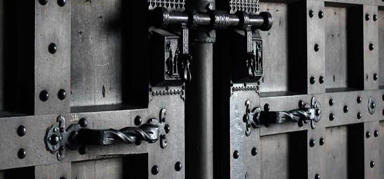 steel entry door repair in La Crescenta-Montrose